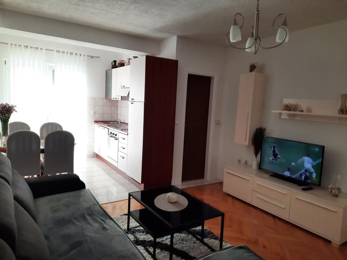 Apartments Rose Loboja マカルスカ エクステリア 写真